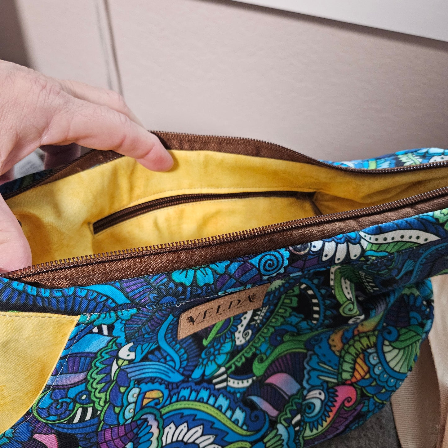 VELDA Crescent Bag