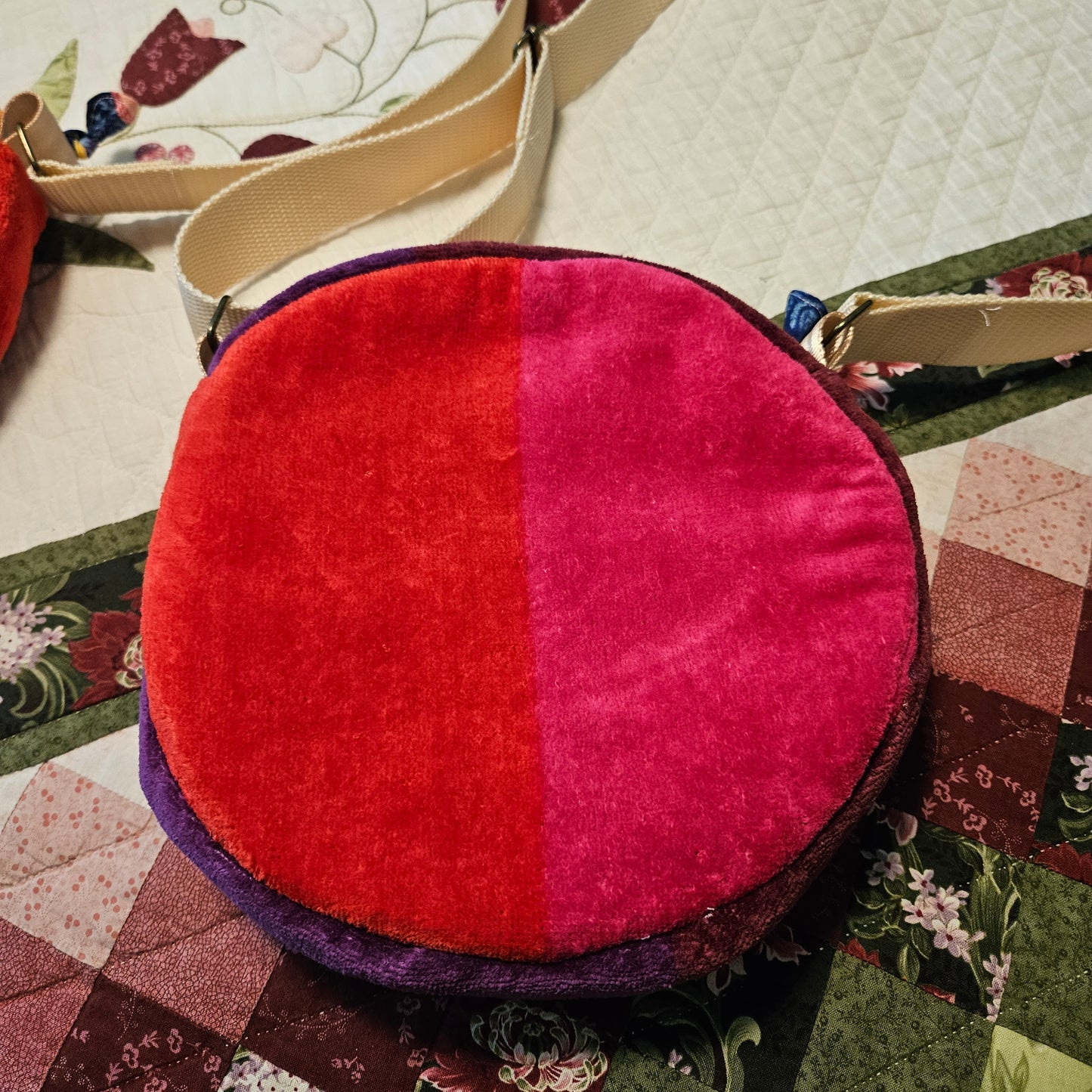 VELDA Roundabout – Berry Sunrise