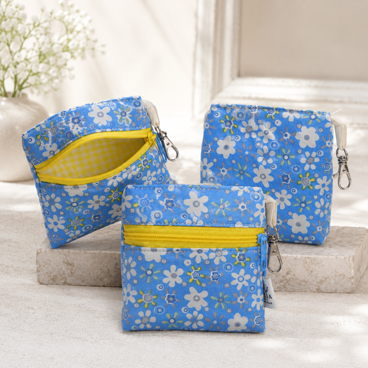 Blue Floral Standing Zipper Pouch